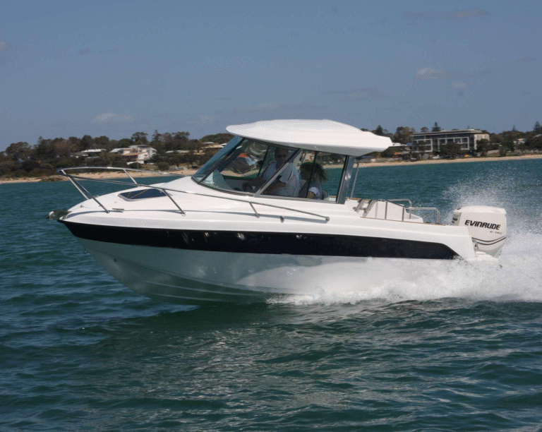 A-600HT | Kajuitboot | Visboot | Xavier Watersports