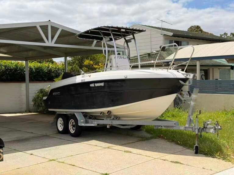 Wave-X 600 | Consoleboot | Visboot | Xavier Watersports