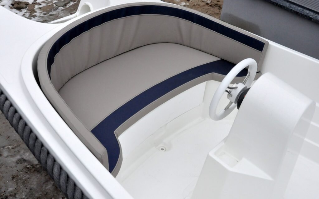 XAVIER MARINE 550
