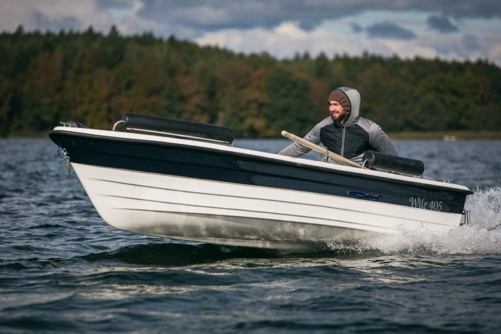 XAVIER MARINE 405