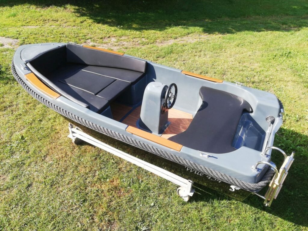 XAVIER MARINE 434