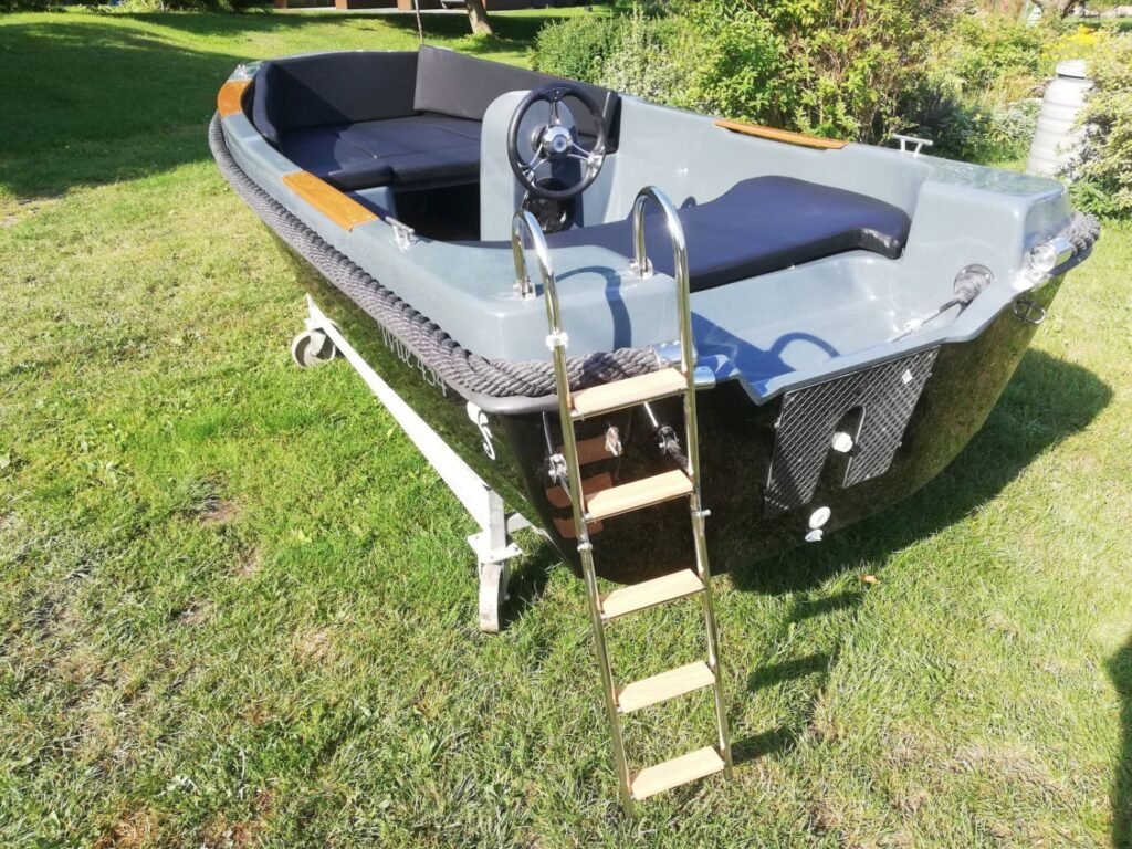 XAVIER MARINE 434