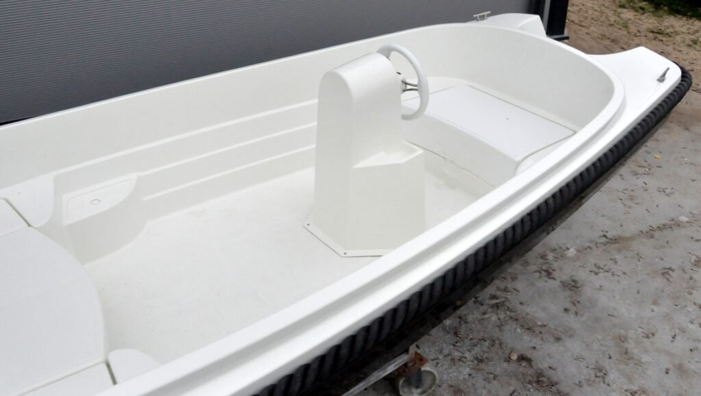 XAVIER MARINE 550