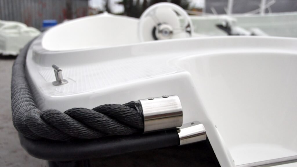 XAVIER MARINE 550