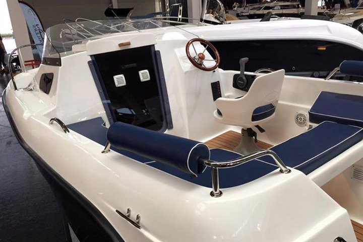 Varello 450 Cabin