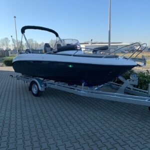 Azzurano 560 Sundeck