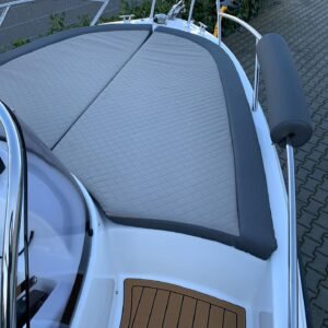 Azzurano 560 Sundeck